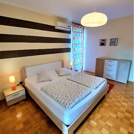 Sunset View Apartment 아파트